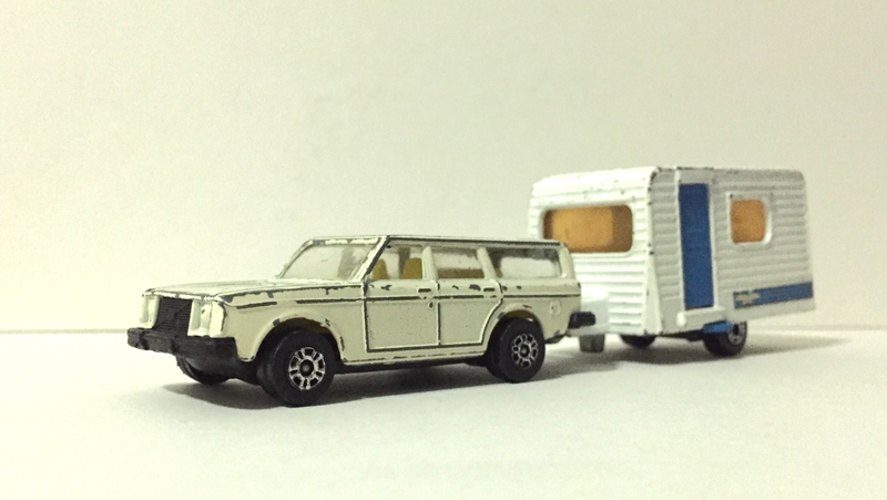 245DL tries on caravan for size...